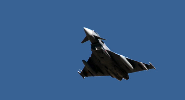 Un Eurofighter dans le ciel.