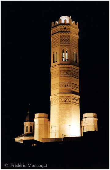 La tour mudéjare de Tauste.